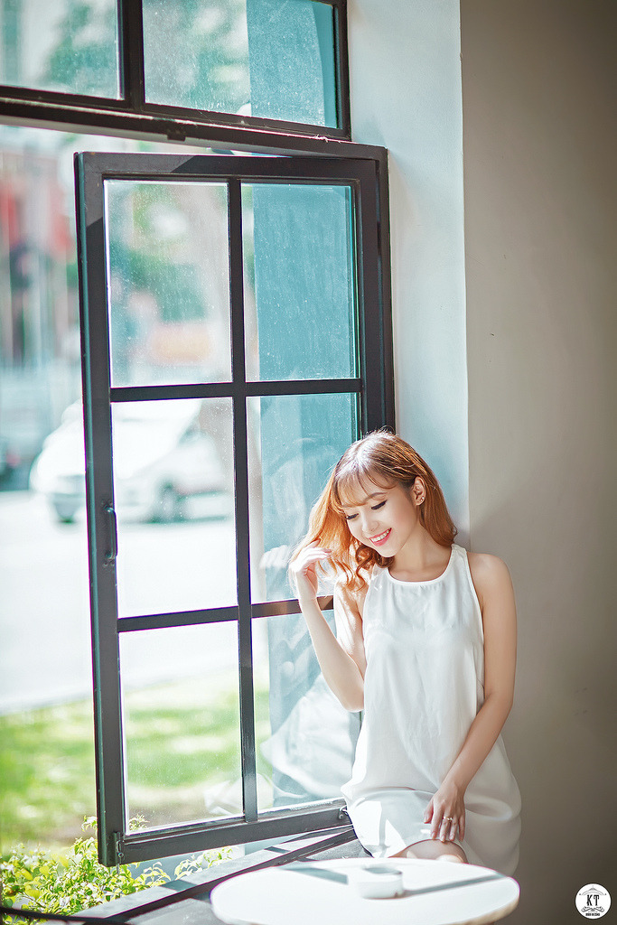 韩国电影年轻的女老师